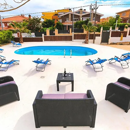 Alegria Planet Costa Dorada Villa